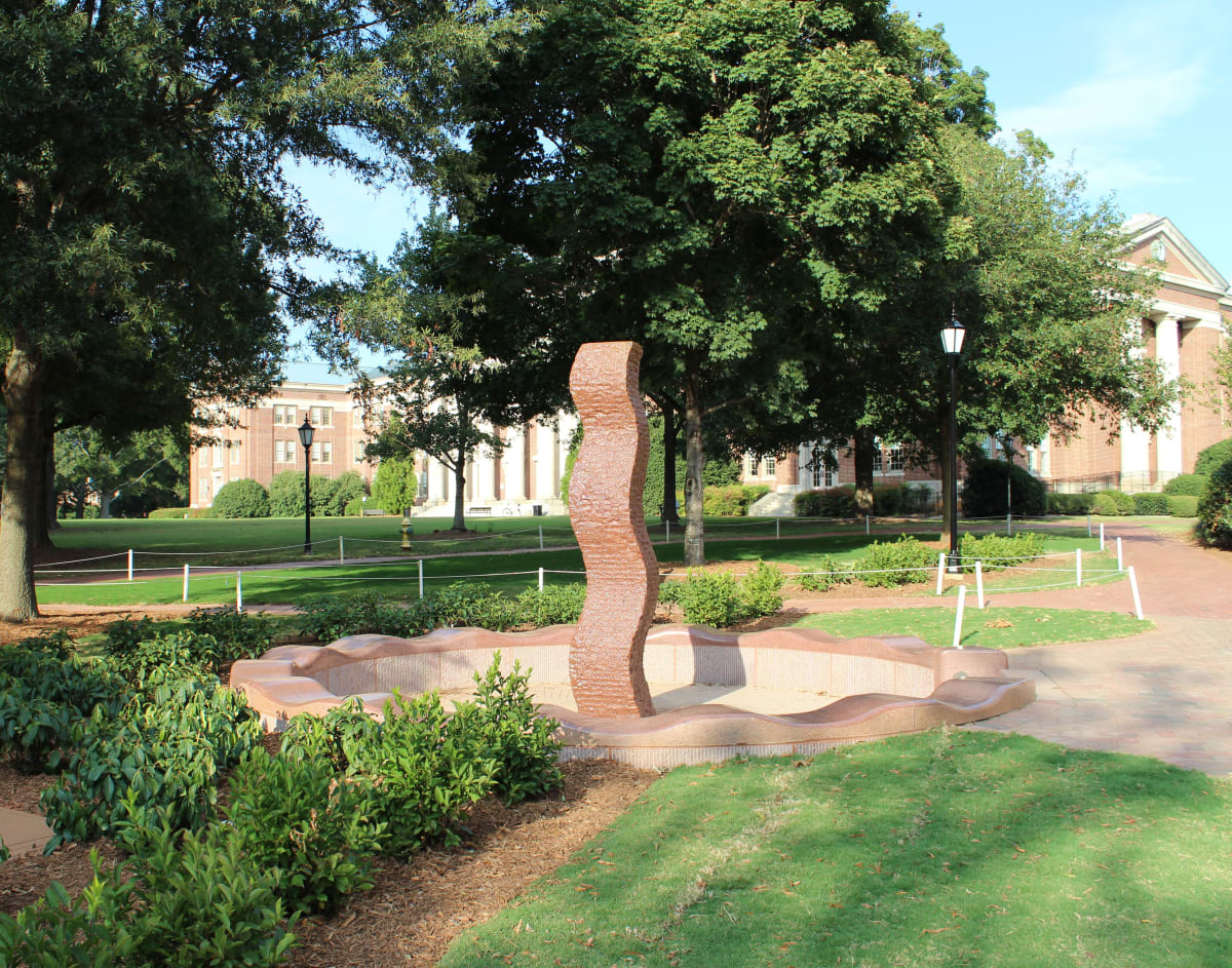 Spirit Waves Fountain by Jesús Moroles 