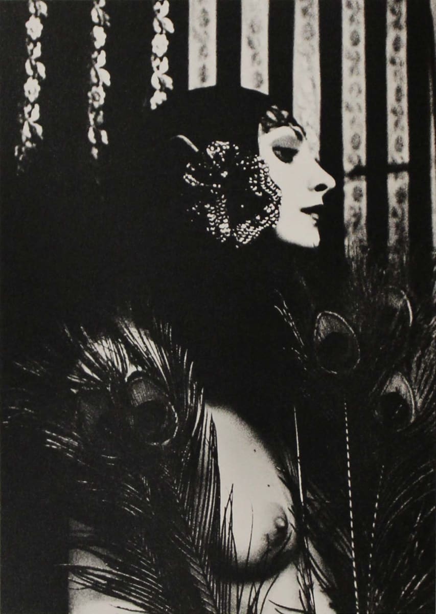 Femme à la plume de paon by Irina Ionesco 