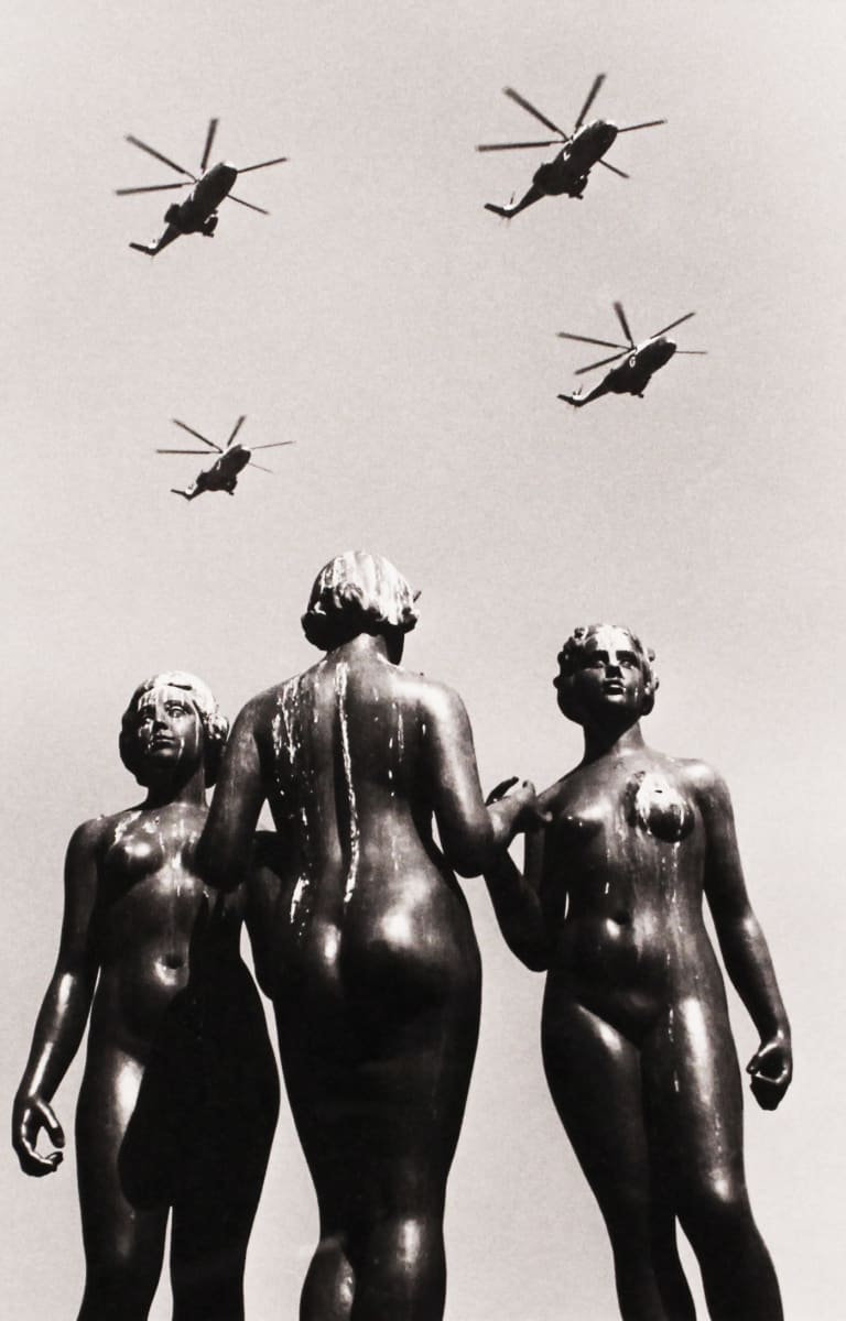 Les Helicopteres by Robert Doisneau 