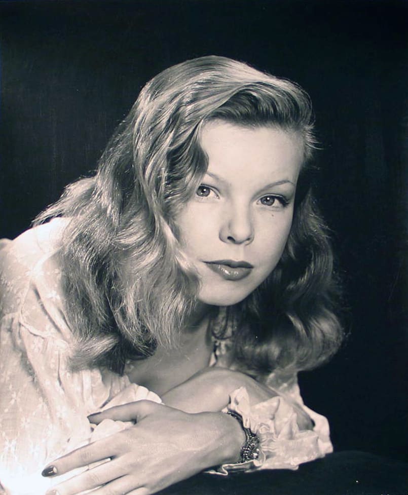 Cecile Aubrey by Philippe Halsman, Image 1.
