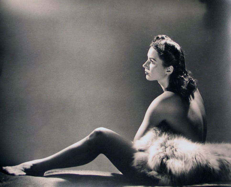 Dansense Miladora by Philippe Halsman, Image 1.