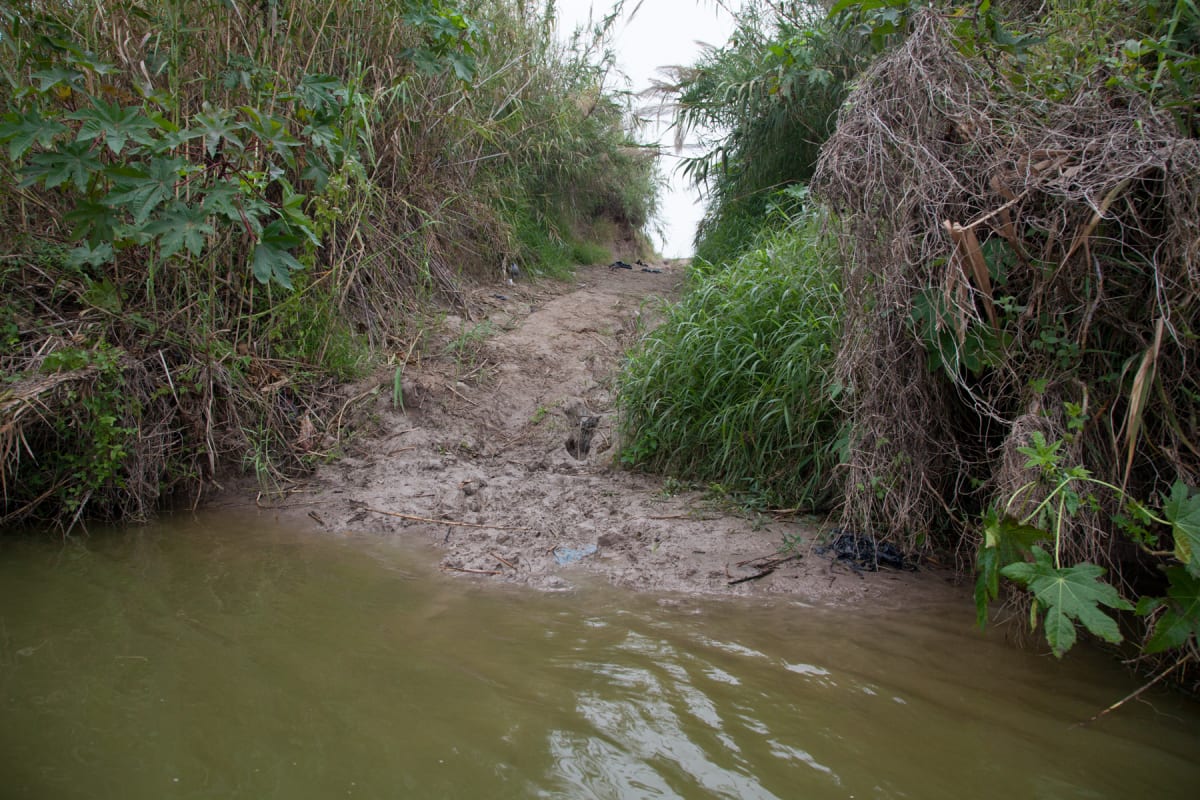 Riverbank (Ribera), from the portfolio Borders and Belonging by Susan Harbage Page 