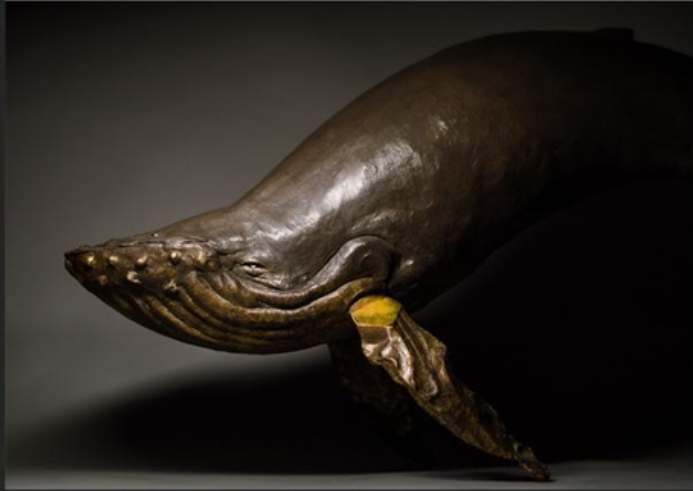 Ballena bronce by Alfredo Cota, Image 1.