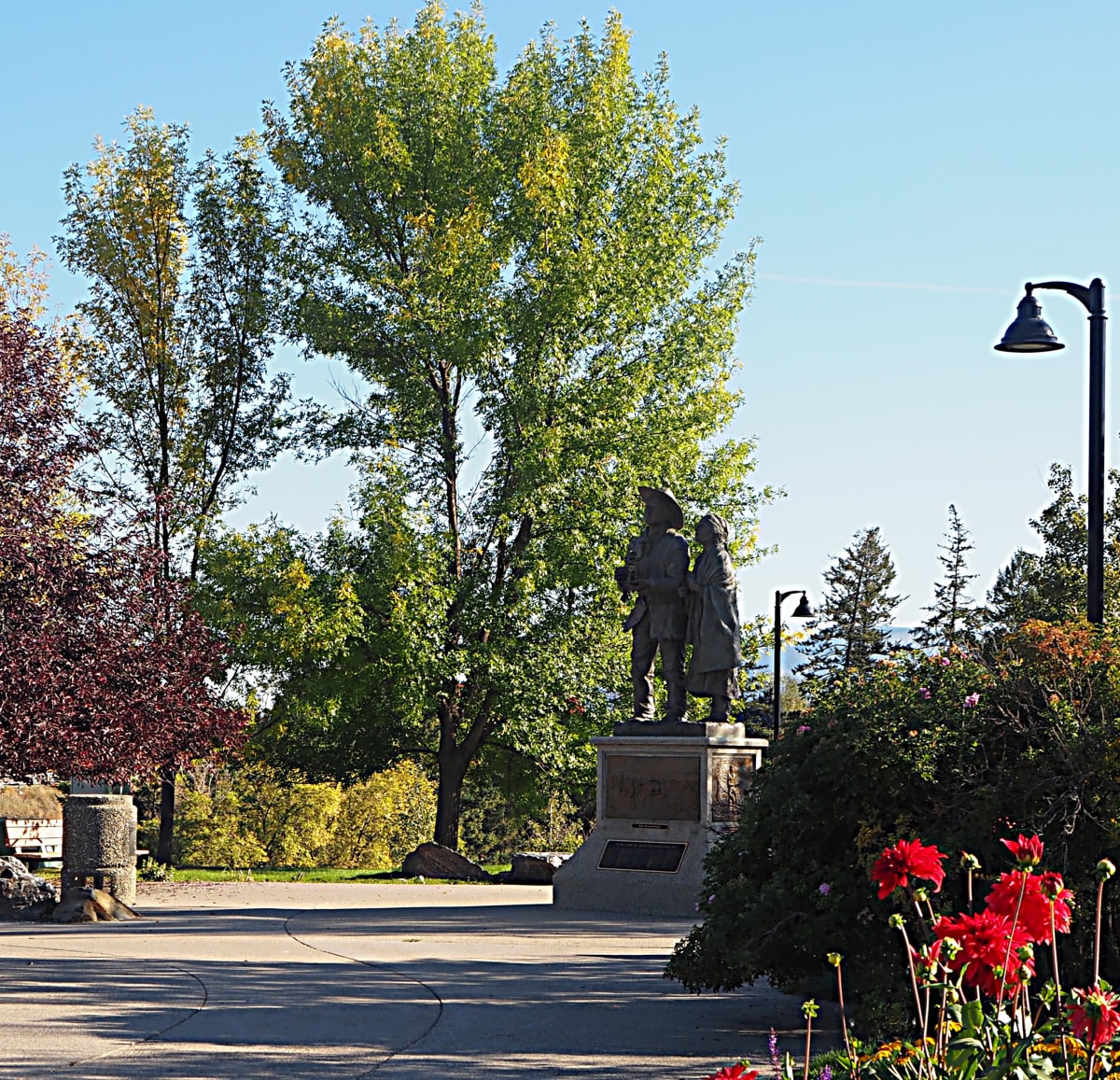 David & Charlotte Small Thompson statue in Pothole Park, Invermere, BC by Carol Gordon 