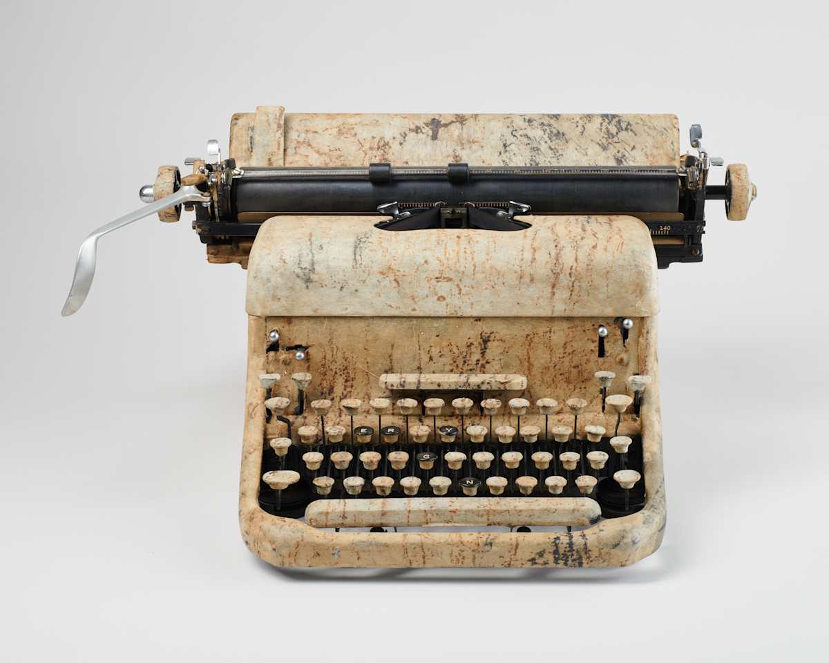 Typewriter #13 by Keiko Miyamori  Image: Photo credit: Alexis Oltmer