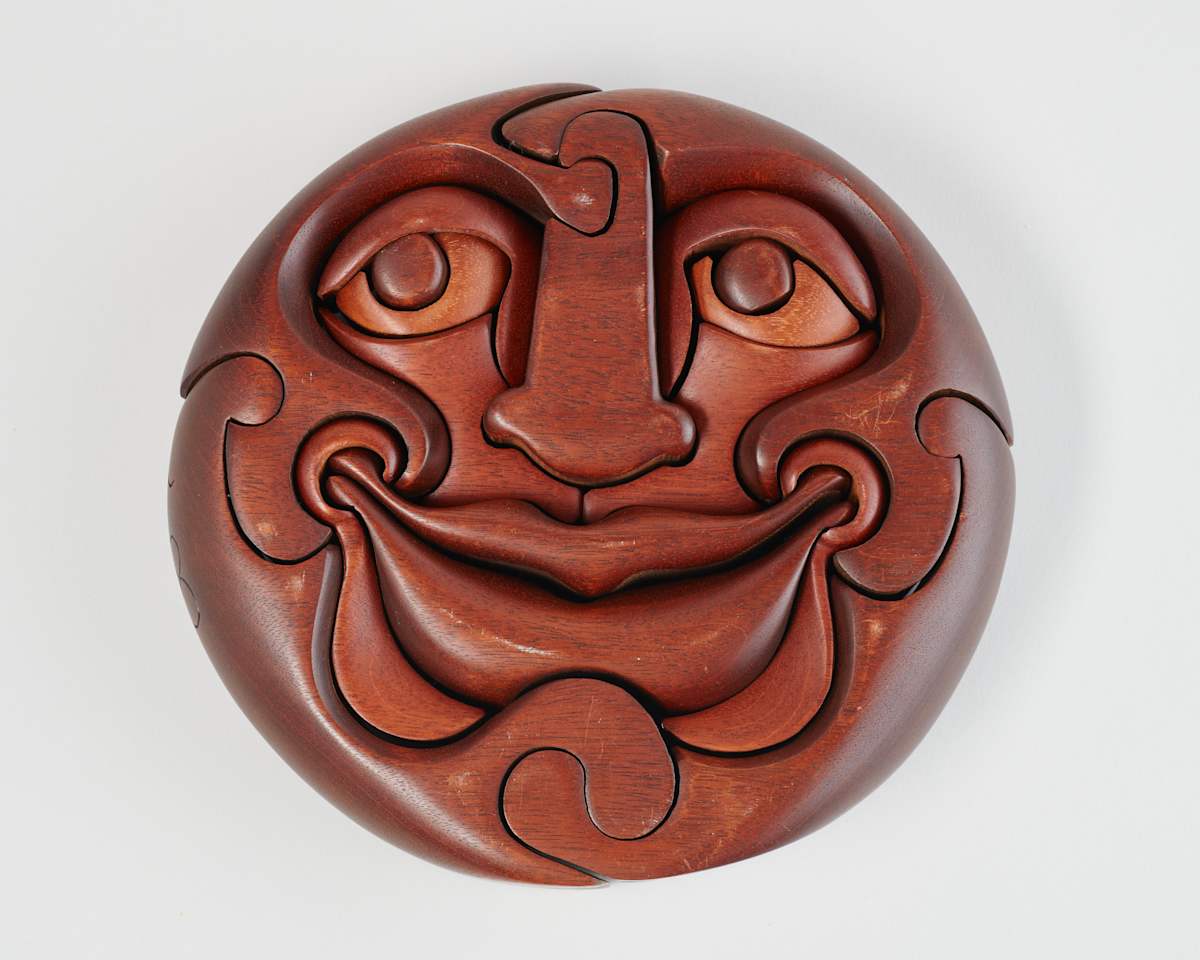 Moon Face Polyglyph by Igor Givotovsky, Image 2.
