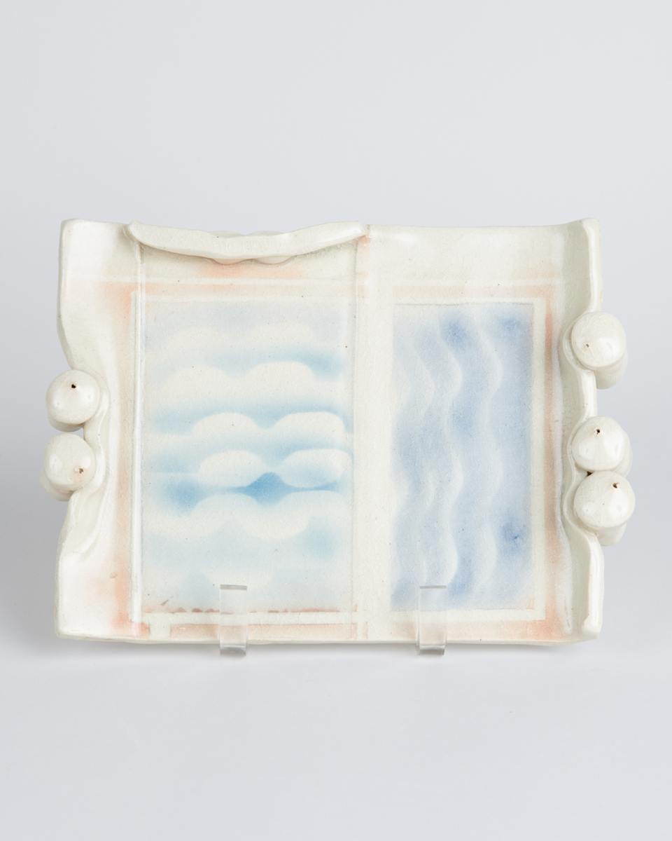 Stoneware Tray by Jane Schachat  Image: Photo credit: Alexis Oltmer