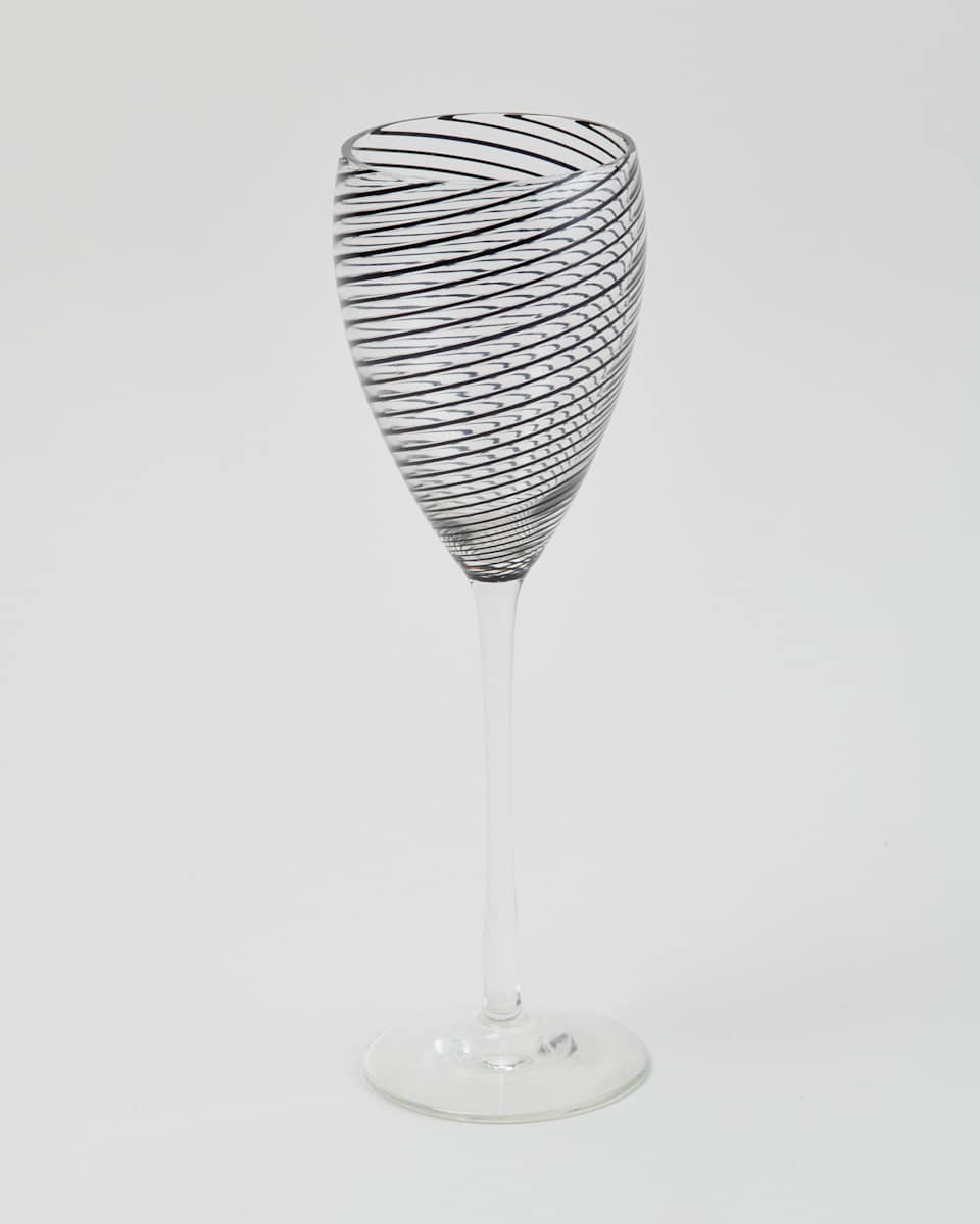 Black Stripe Goblet by Steven Maslach  Image: Photo credit: Alexis Oltmer