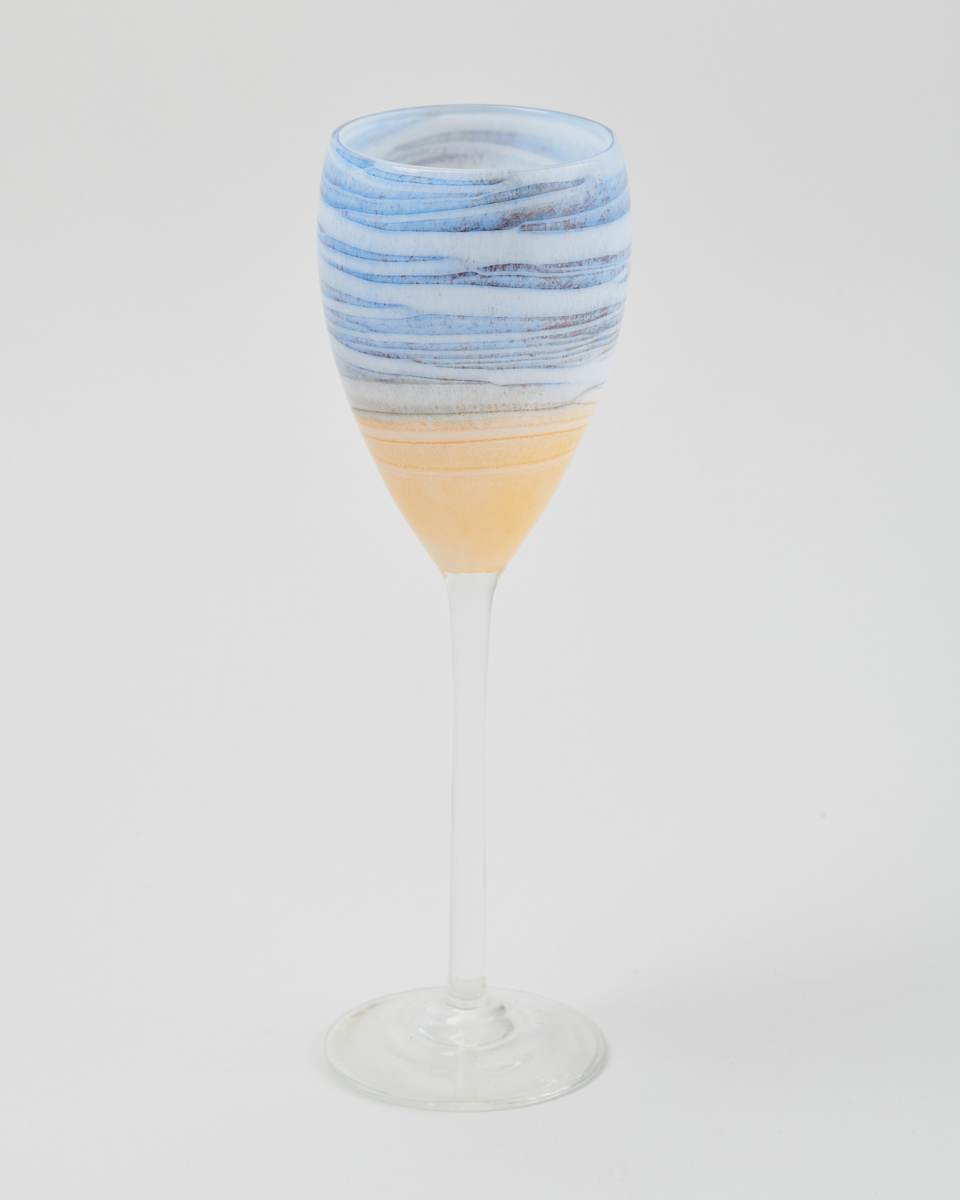Orange and Blue Goblet by Steven Maslach  Image: Photo credit: Alexis Oltmer