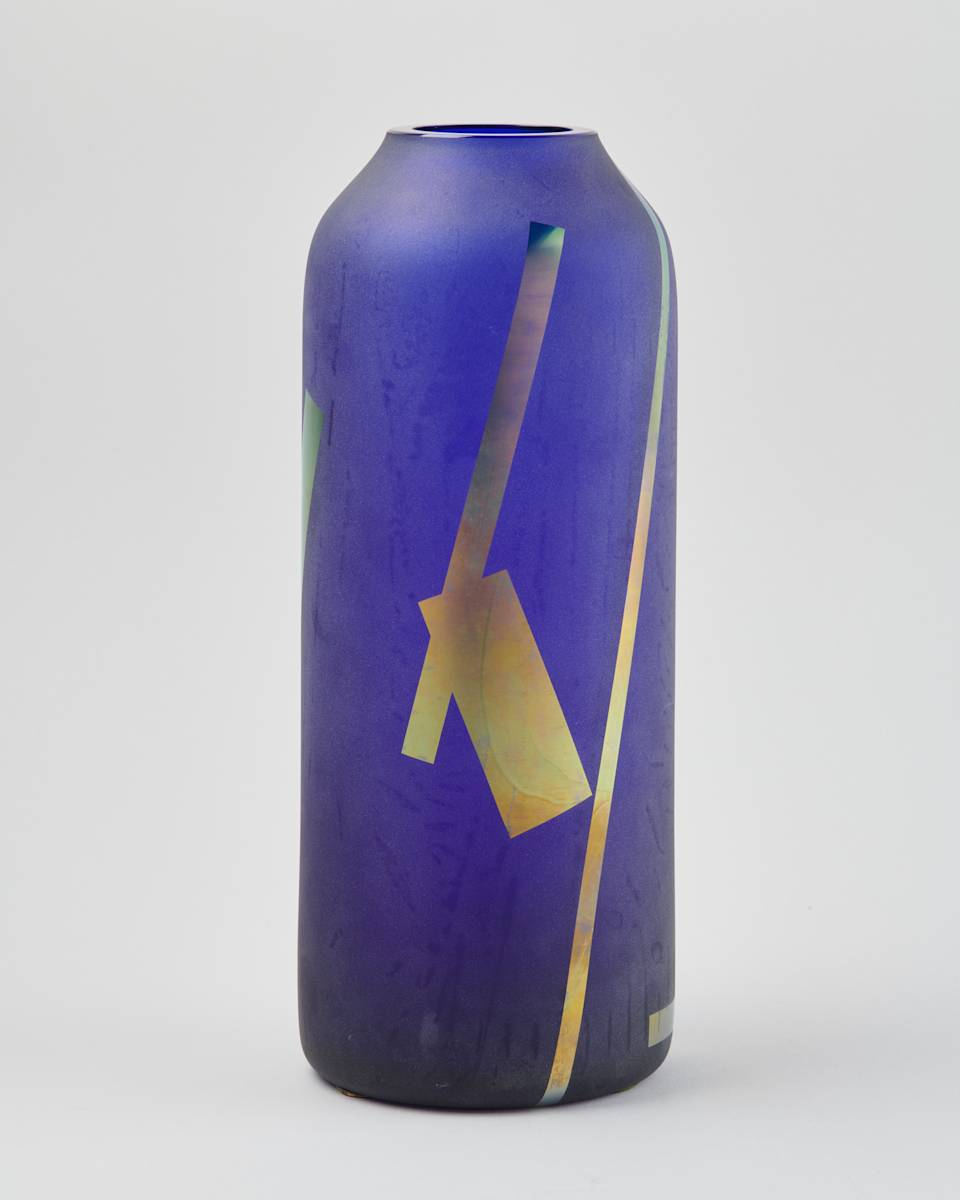 Cobalt Blue Vase by Steven Maslach  Image: Photo credit: Alexis Oltmer
