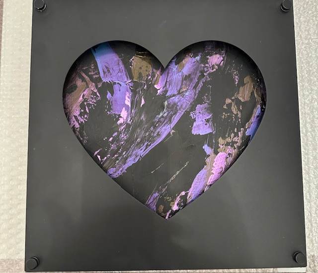 Heart - Black/purple by Jen Sterling 