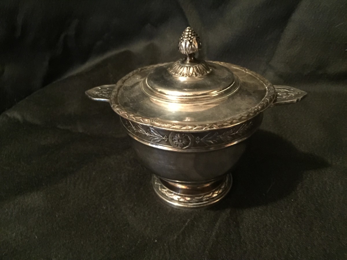 English, Silver Plated Covered Pedestal Sugar Bowl 