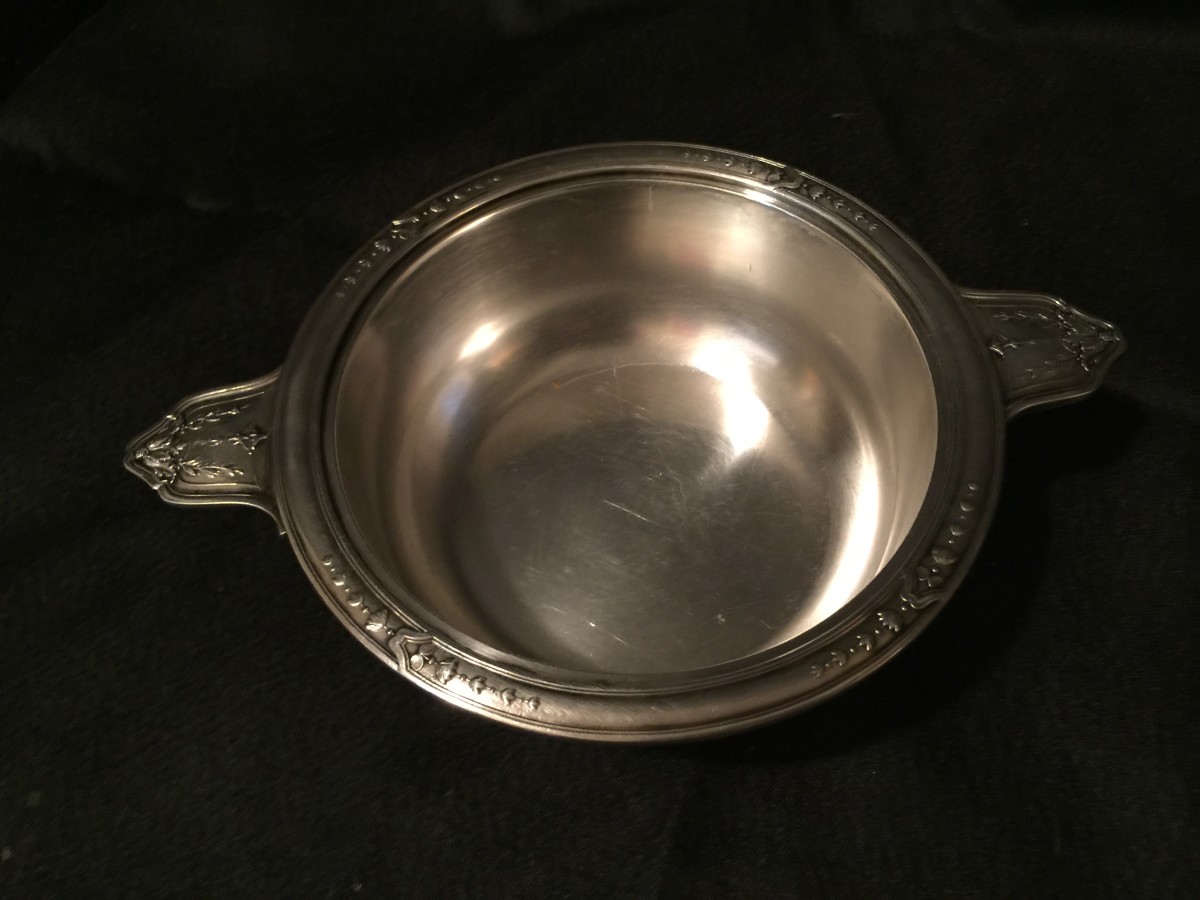Ercuis, Silver Plated Handled Ecuelle, Image 1.