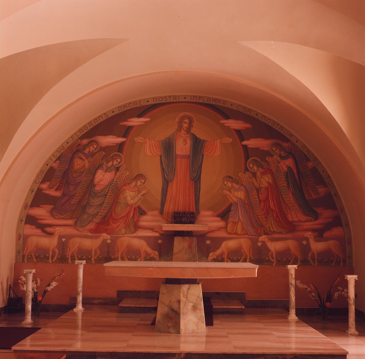 Cappella dell'Istituto delle Suore del Sacro Cuore di Siracusa by Salvatore Cascone 