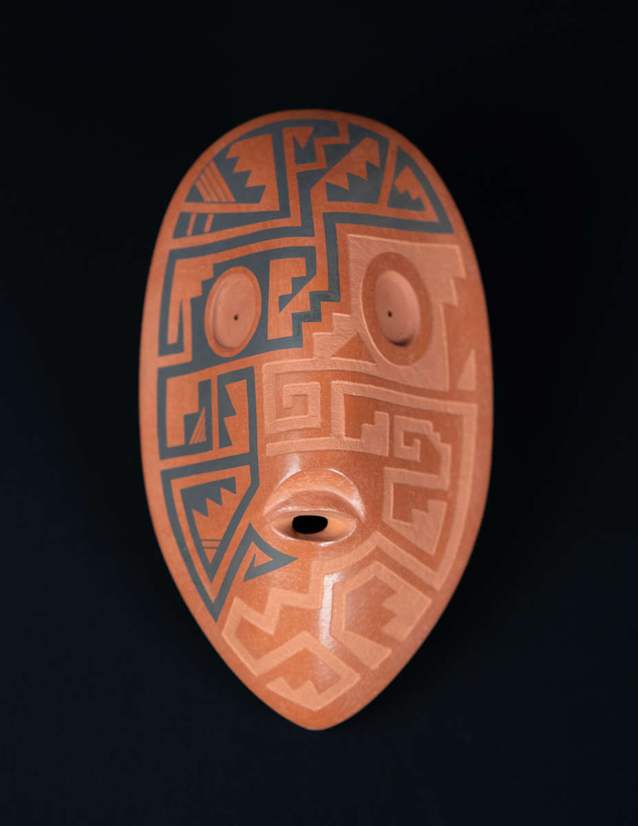 Idol Mask by Sam Sisneros, Luis Rodriguez  Image: Front facing capture