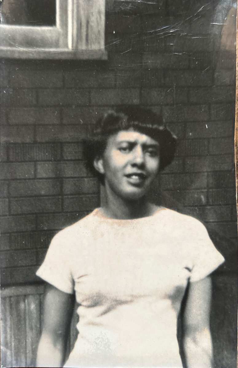 Emma Lee (Davis) McCarty  Image: Emma Lee McCarty, c. 1950