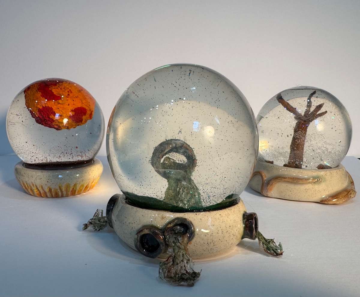 Pretty in Pieces by Ariana Hernandez 