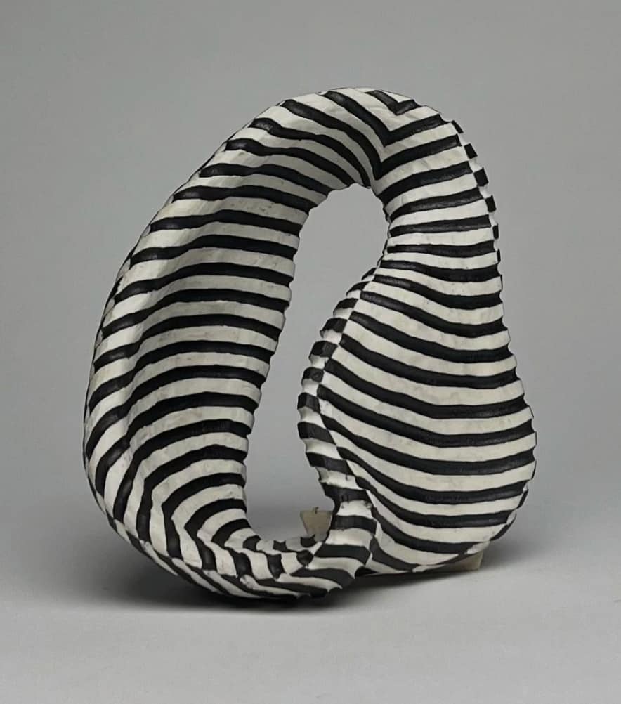 Form #6: Loop by Rylie Paul, Image 1.