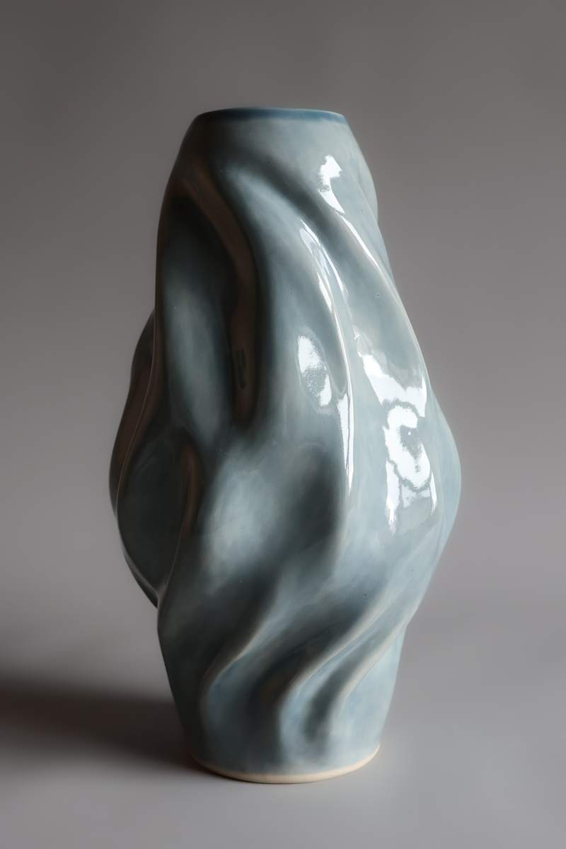 Vessel 9 (blue) by Topher Gent 