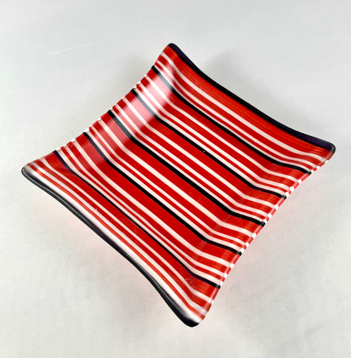 4" Deep Dish 3 by Julie Root Sawyer 