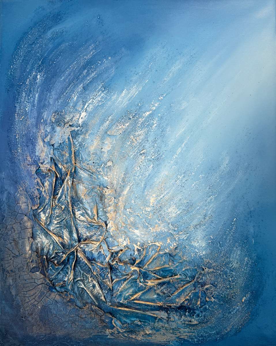 Cascade by Tati Campelo 