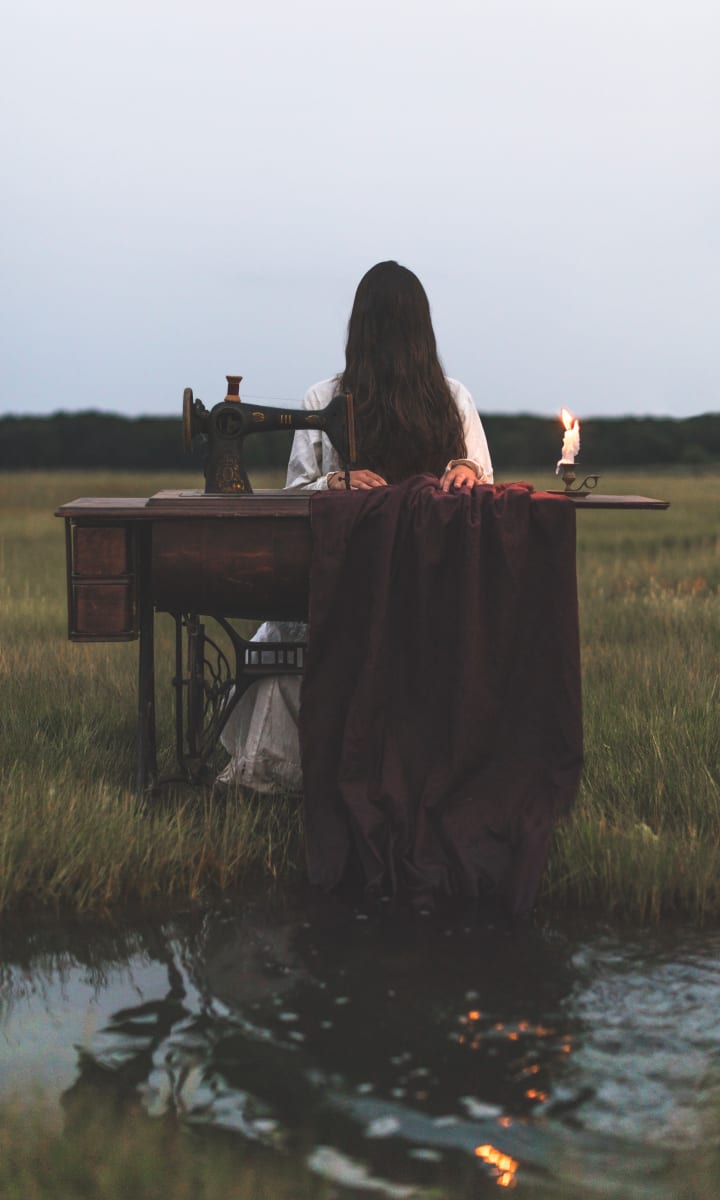 III - The Empress - Major Arcana #1 Framed by Nicolas Bruno, Image 2.