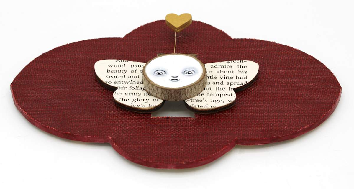 Love Bug: Ivy by Valerie Savarie, Image 1.