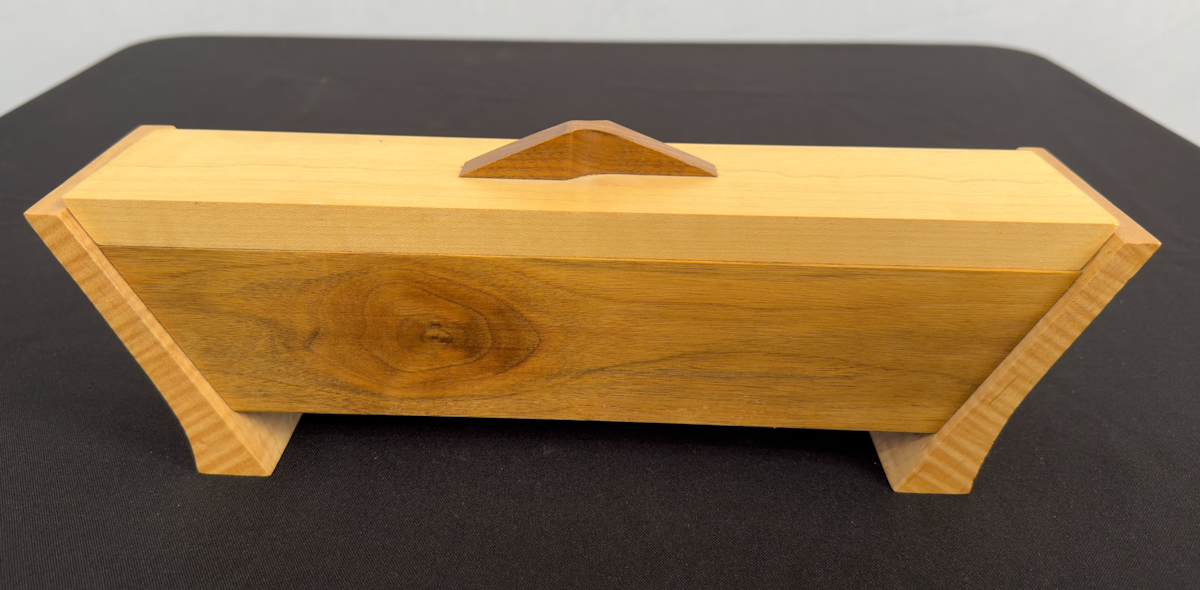 Rectangle wood box, Image 2.