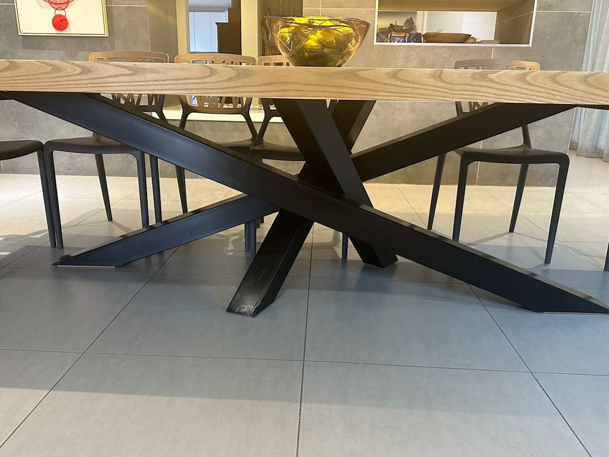 Dining room table metal legs, Image 2.