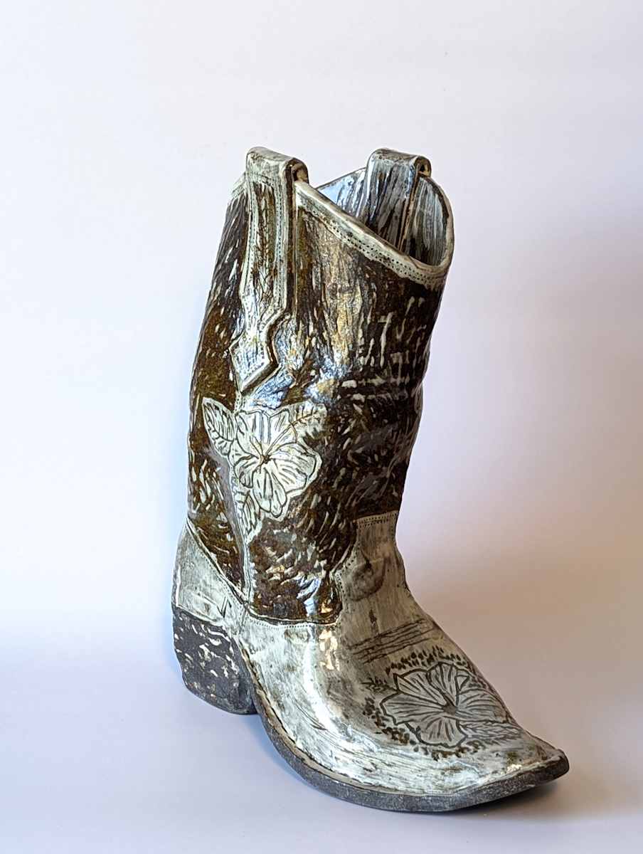 Hibiscus Boot by Jill Robinson 