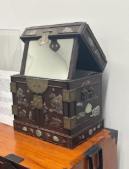Trunk 002, Image 1.