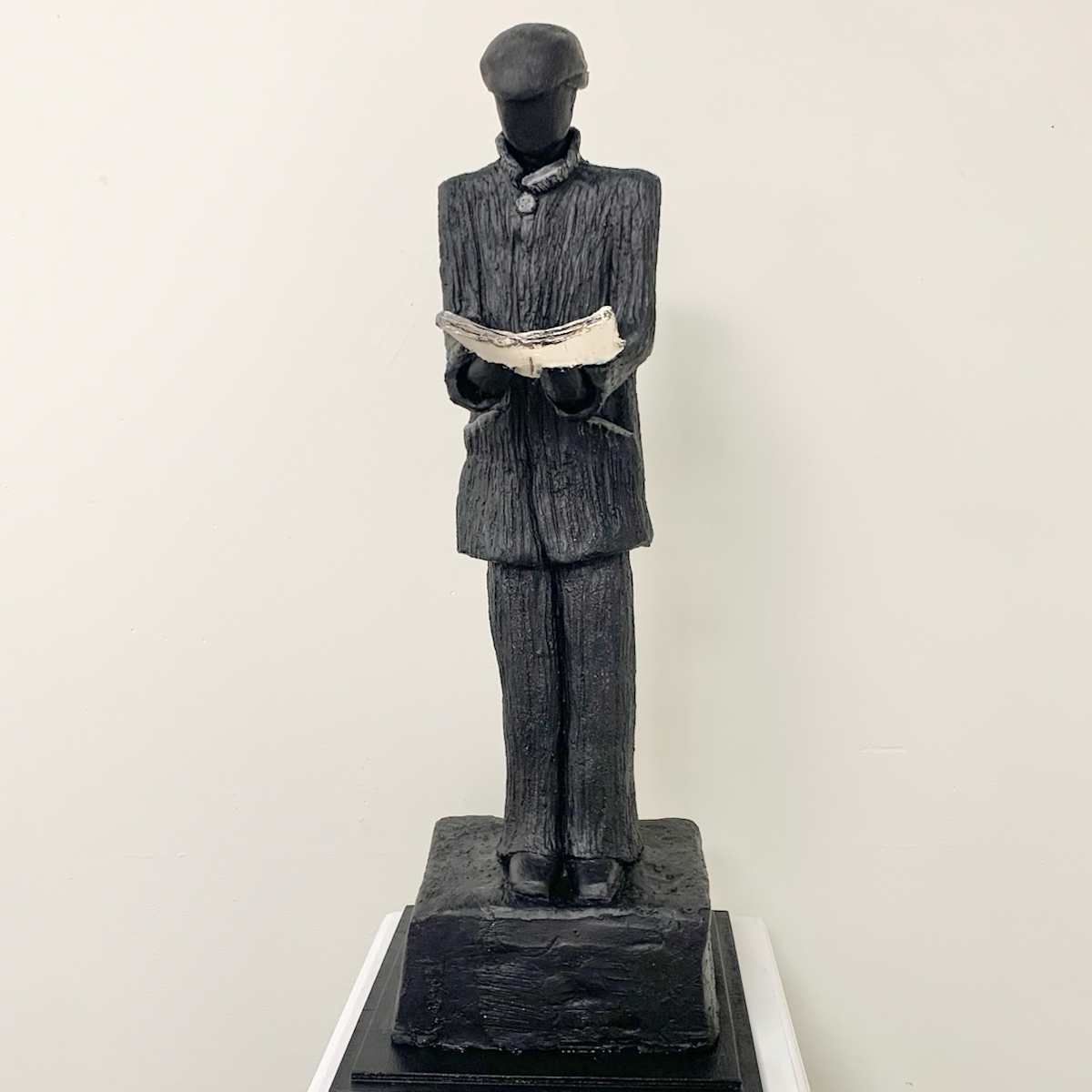 The Reader by Sandy voldeng, Image 1.