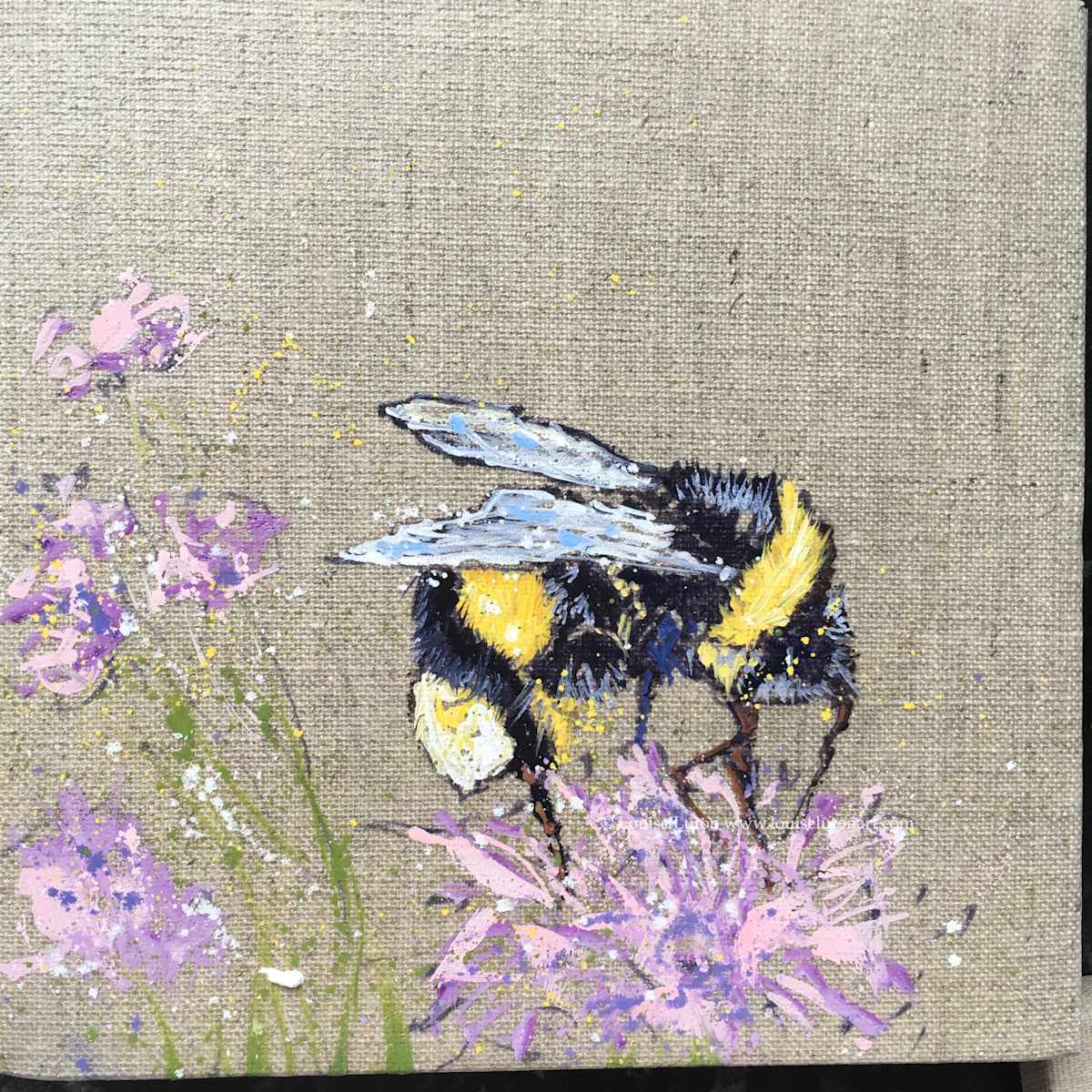 Bumble bee on chive flower by Louise Luton, Image 1.