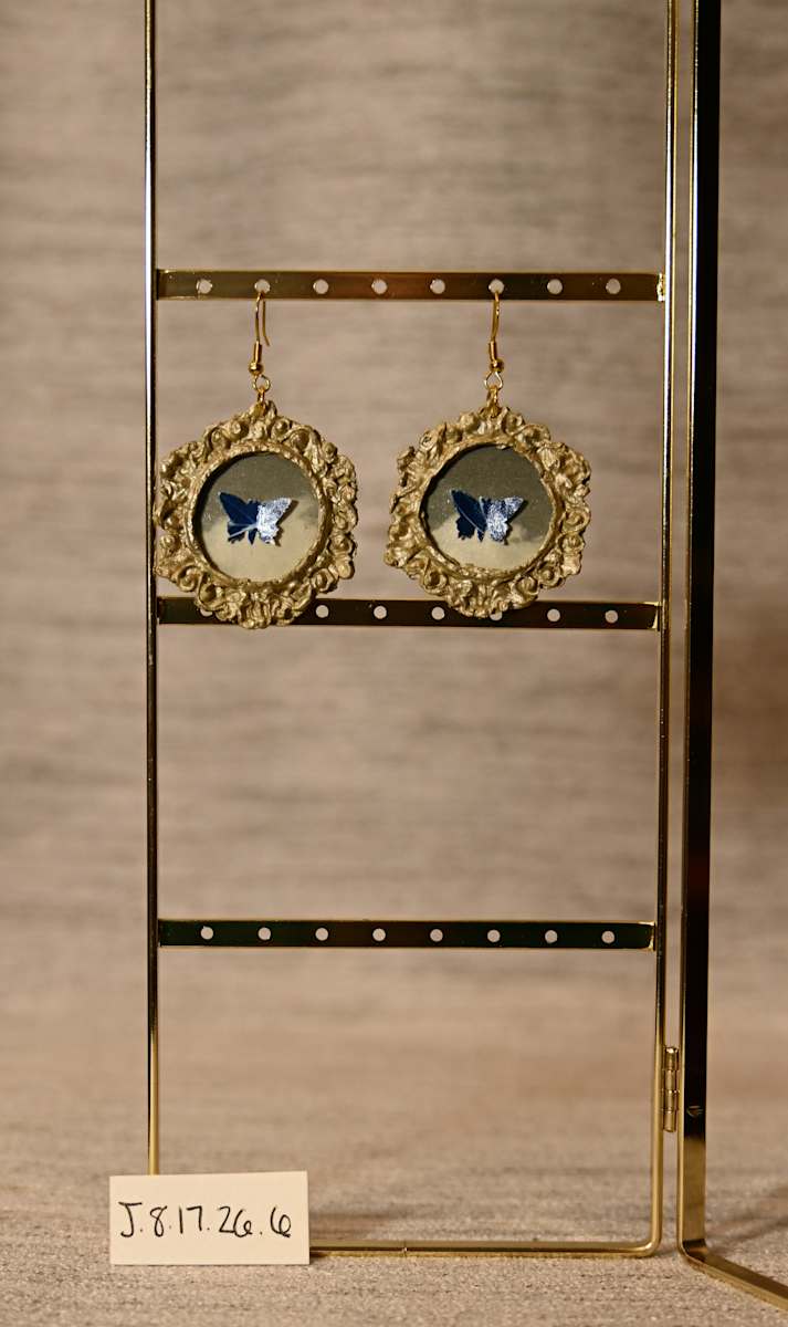 Gold Frame Earrings by Emily Ruffner Hillhouse, Image 11.