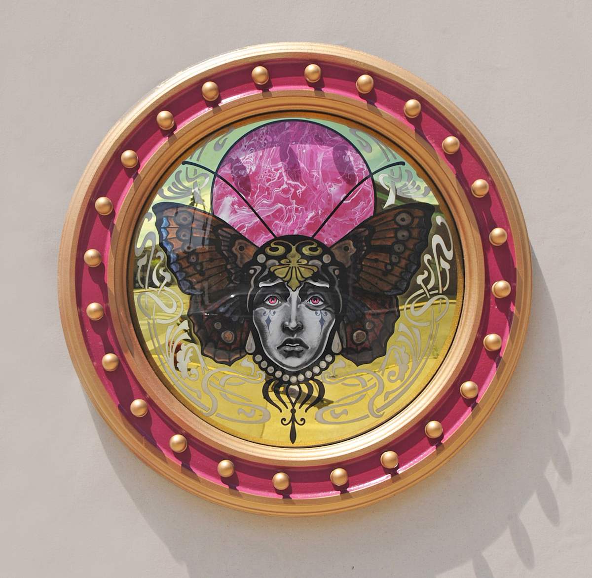 Pierrot in Pink by Sean Michael Felix  Image: Slumped, gilded, painted , and marbled glass, bespoke wood frame