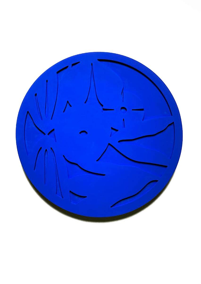 Recessed Circle (Ultramarine) by Elspeth Schulze 