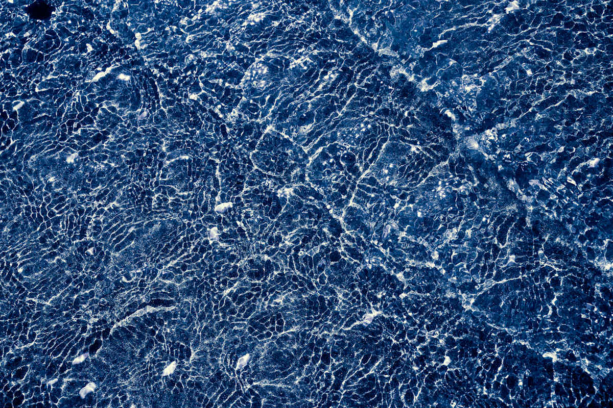 Crossing Lines III by Christoph A. Michaelis, Image 1.