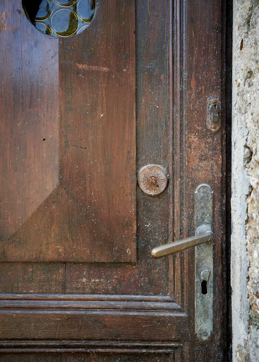 Twist To Open by Christoph A. Michaelis 