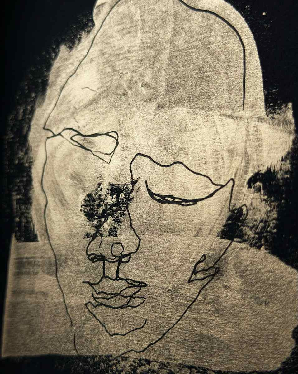 Oro y Carbon # 5 by Monica Bachue 