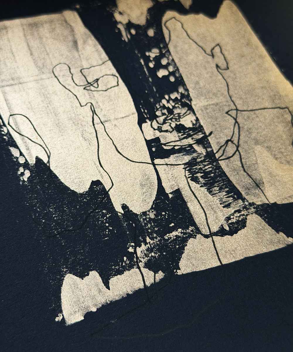 Oro y Carbon # 8 by Monica Bachue 