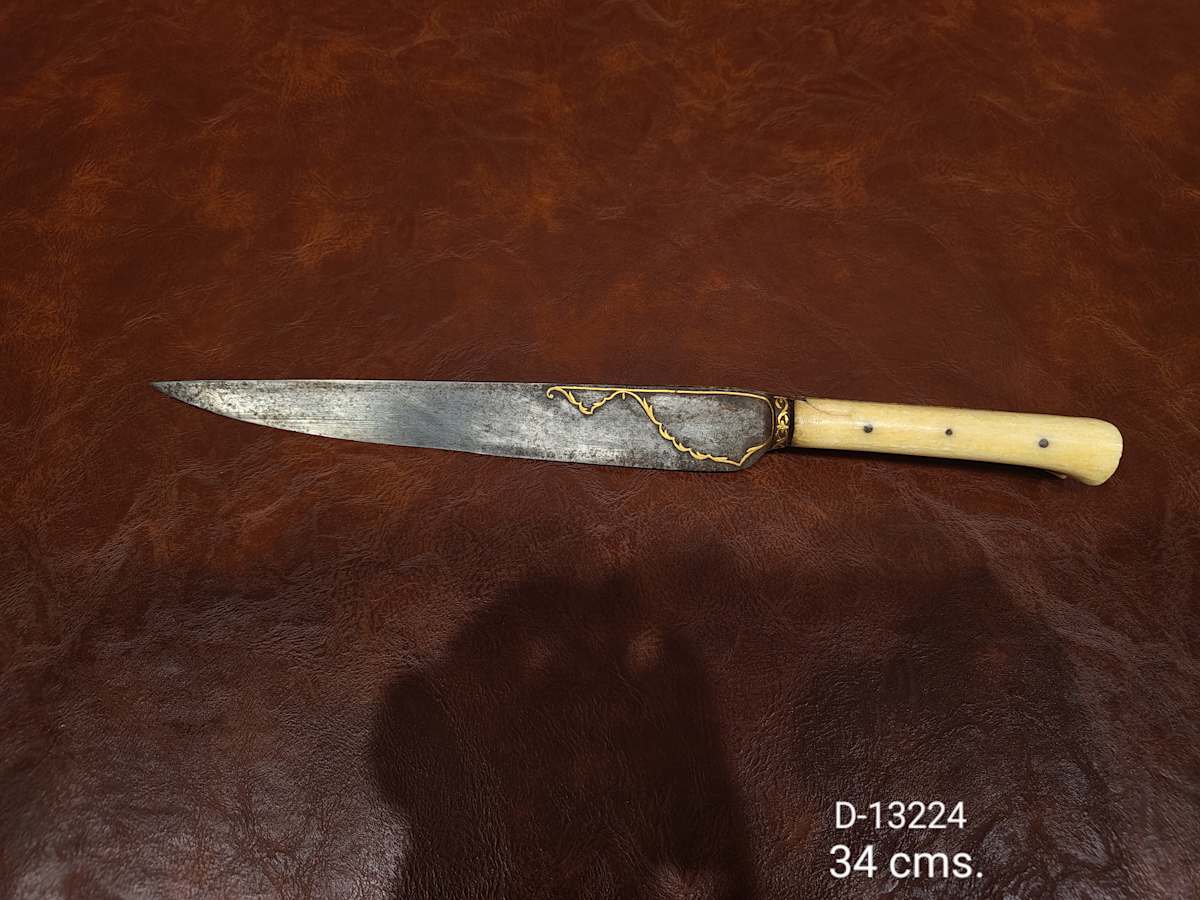 Kard Dagger, Image 1.
