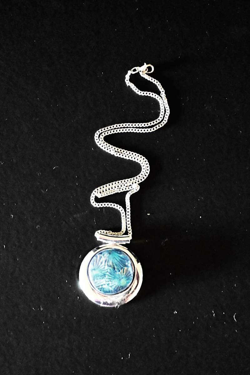 Fused glass blue pattern dichroic pendant by Susan Mason, Image 1.