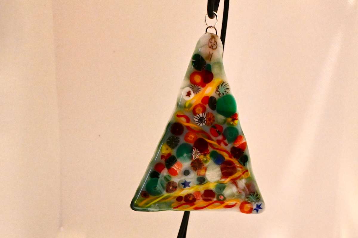 Christmas tree A by Susan Mason  Image: front