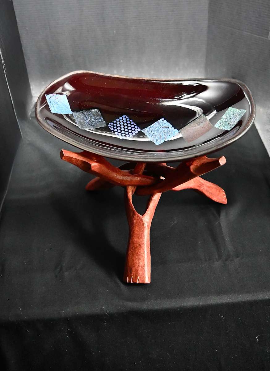 Garnet and Dichro by Susan Mason  Image: full view swoop dish on stand-garnet red and dichroic glass