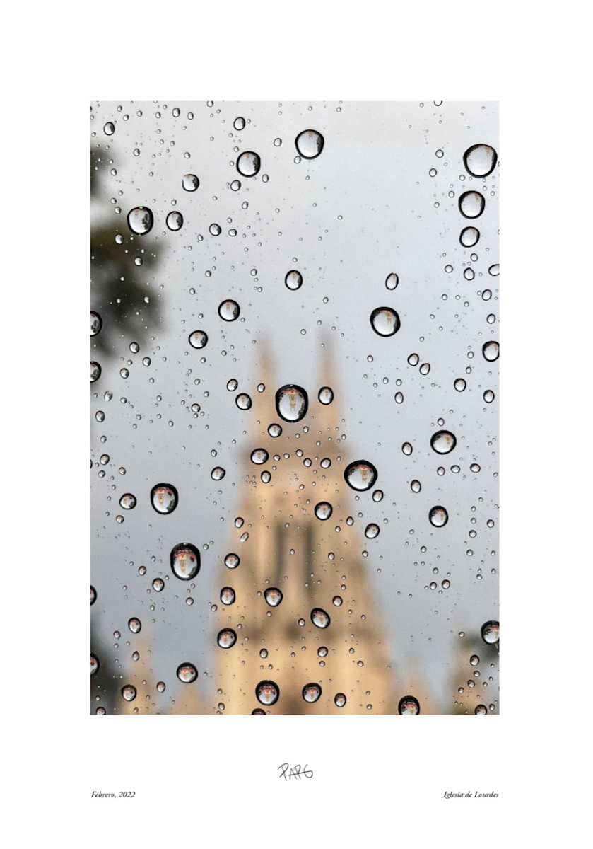 Iglesia de Lourdes by Paula Rojas 