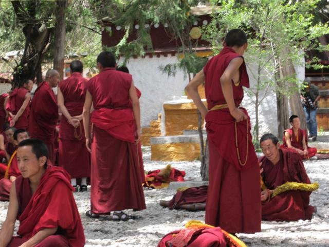 Buddhist Monks Debating by Marie Louise Bosin, MA  Image: Buddhist Monks Debating, Tibet