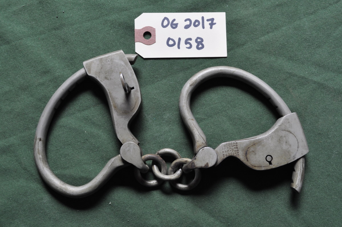 Handcuff with Key 