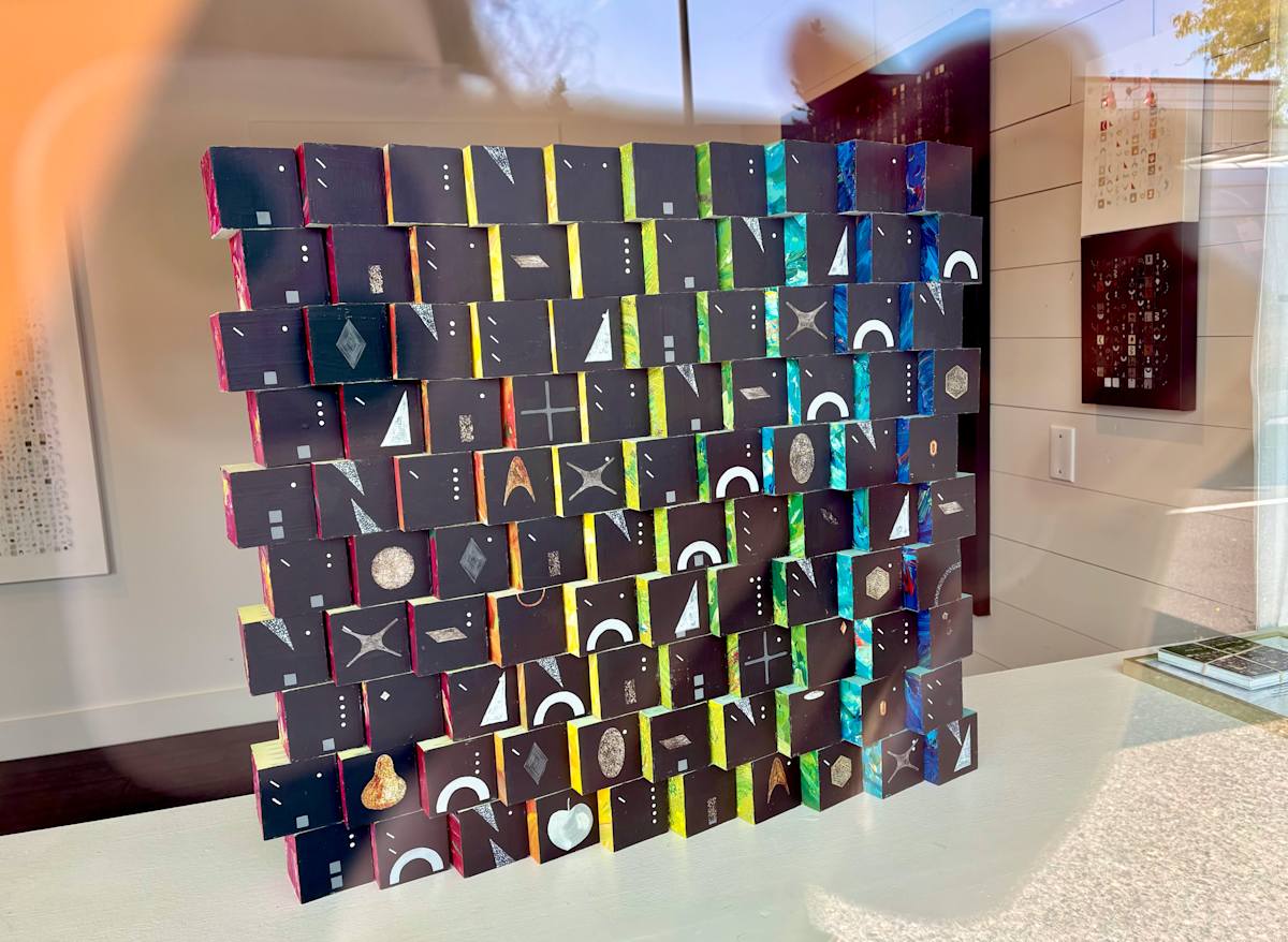 100-Block Prime Numbers Puzzle (10x10 grid - 2.5 inch cubes) by Juliet Fiss  Image: Installation - Side 2