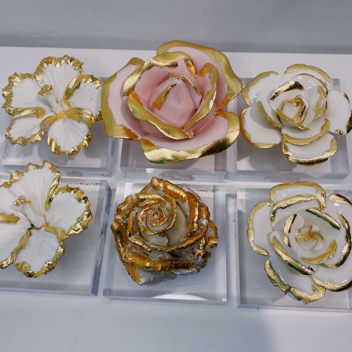 Acrylic Base Heaven's Petals  Image: Heaven's Petals