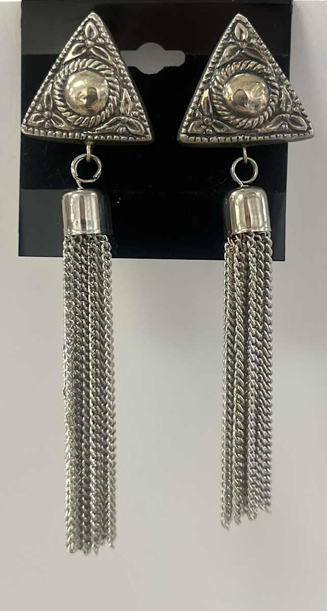 #1222 Earring by Sue Broadway, Image 2.